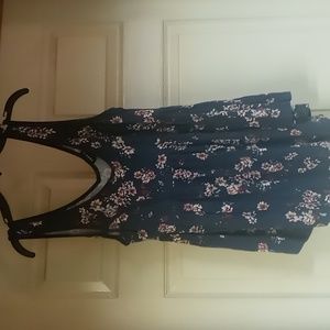 Torrid tank 00 or size 10